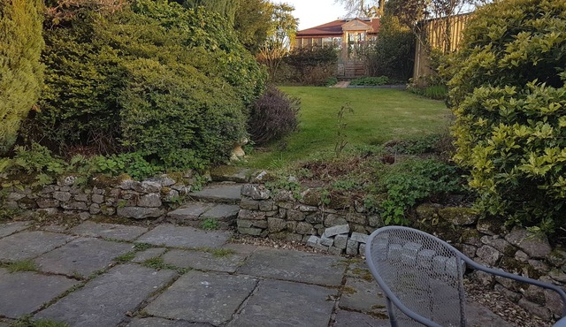 Cottage - Sleeps 4 - Pets Ok - Garden - Parking