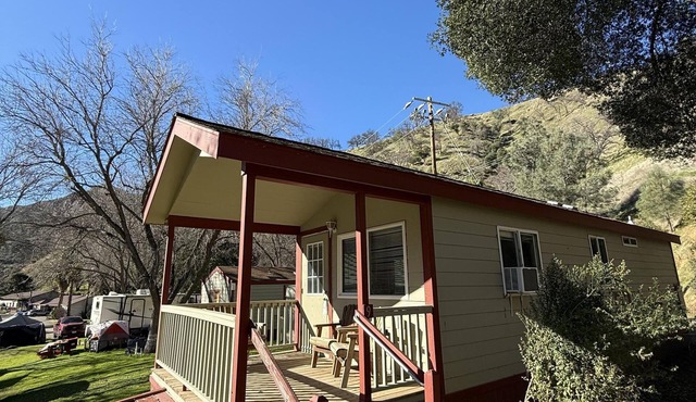 Cottage, Sleeps 4 - Scenic Cottage, 1 Bedroom, Sleeps 4