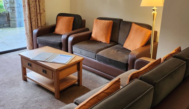 Cottage - Sleeps 6 - Pet Friendly