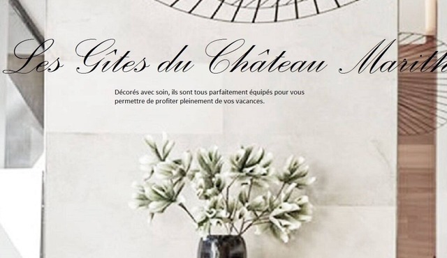 Cottage T2 with terrace located on Orangerie du Château Marith (Pool, games .)