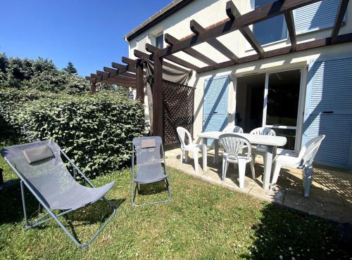 Cottage T3 avec terrasse sur le Golf - piscine