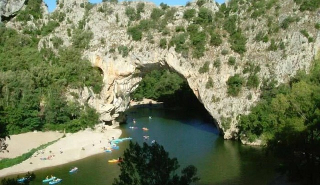 cottage-tent in a leisure