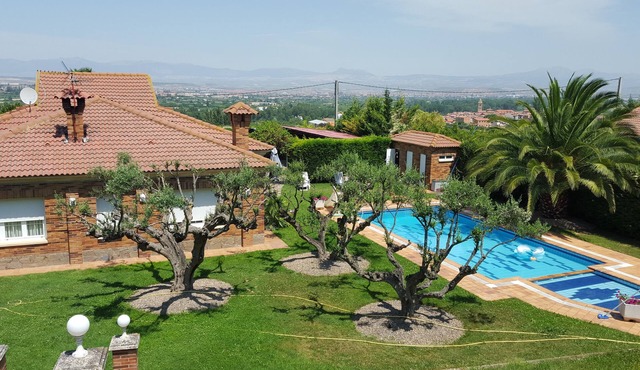 Cottage to 7 km. From Logroño to enjoy family Rioja.