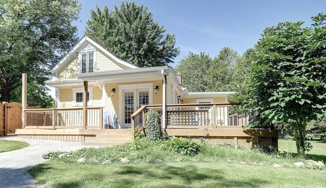 Cottage Vibes in a Great Setting