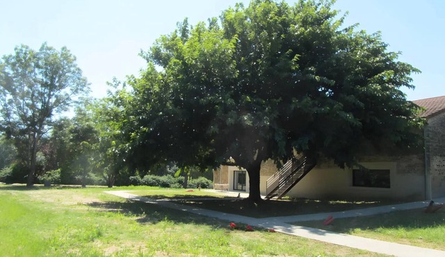 Cottage 'Viogner' with Wi-Fi and Air Conditioning