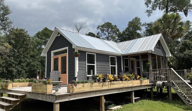 Cottage w dock in ACE Basin 30 day or mid-long term rental mins to Edisto Beach