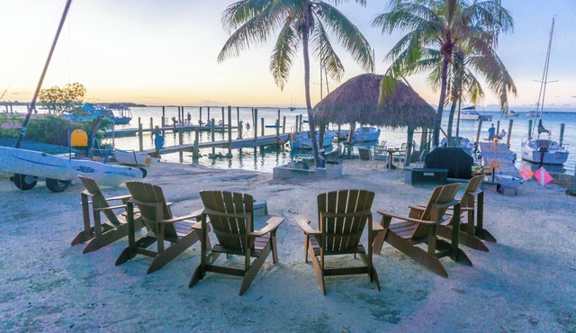 Cottage w/FREE Sailboat, Kayak, Bikes & More