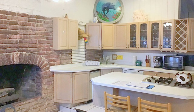 Cottage w/Full Kitchen FREE sailboats and kayaks
