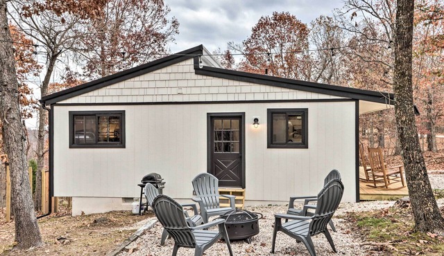 Cottage w/Grill & Fire Pit in Osage Beach!