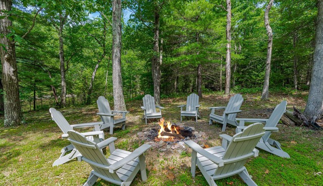 Cottage w Hot Tub, Pond & Kayaks, Fire Pit, & WiFi