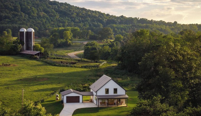 Cottage w/River Access Near Rock Island State Park