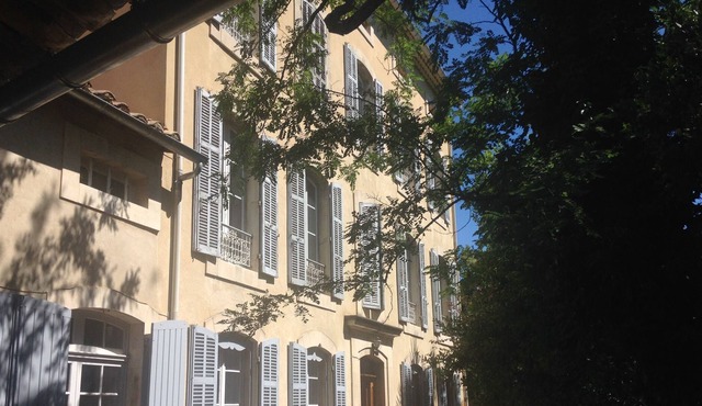 Cottage with 3 beautiful bedrooms in 19th century house, 6 people