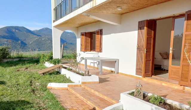 Cottage with a large garden and beautiful views