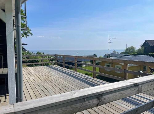 Cottage With A View- 5 Min From Beach