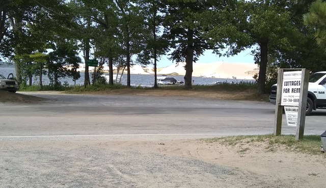 Cottage with an incredible view of the dunes and Silver Lake