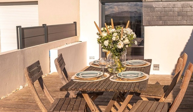 Cottage with direct beach access, 4/5 sleeps, wifi - Gâvres