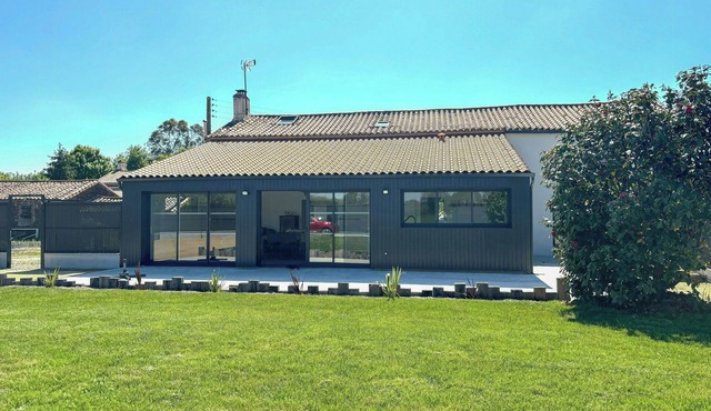 Cottage with spa between beaches and Puy du Fou