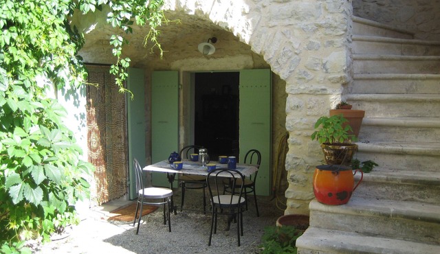 COTTAGE WITH HEATED POOL - MAS IN THE GARRIGUE D'UZES