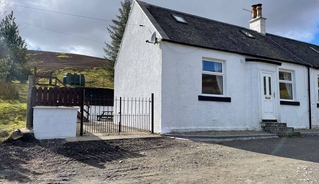 Cottage with Log Burner - Wanlockhead D & G