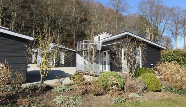 Cottage with panoramic views of the Limfjord and Legind Mountains.