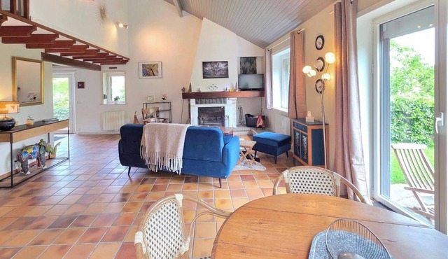 Cottage with pets allowed, quiet in Sebourg - 2 guests