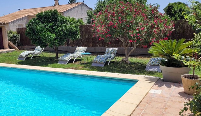 Cottage with swimming pool