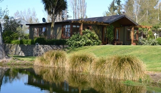 Cottage within the magical gardens of Flaxmere