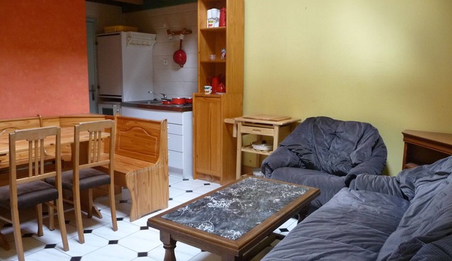 Cottages for 2 to 8 people by the river in a house with character.