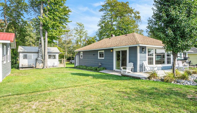 Cottages on 50' of Bear Lake frontage