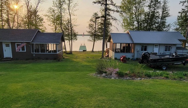 Cottages on Moose. Lakeside, twin cabins on Moose Lake!