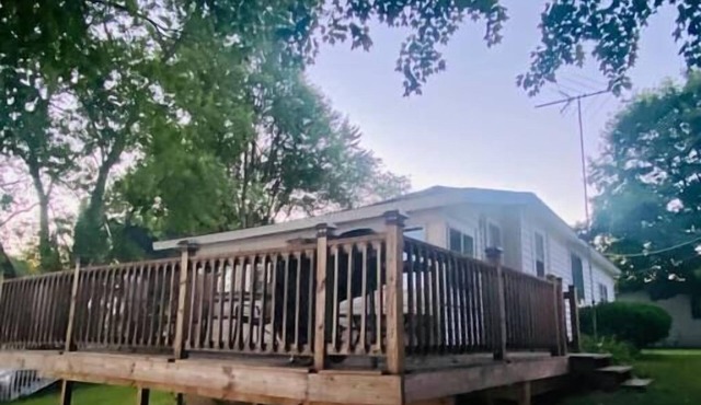 Cottages on Sand Lake - The Fishing Cabin