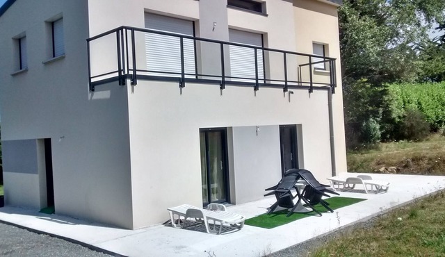 Cottages on the ground floor of a house by the sea, near Tregastel