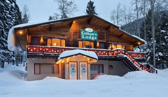 Cottam's Lodge by Alpine Village Suites