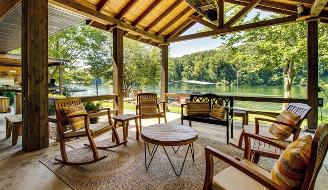 Cotter Home w/Direct Access to White River!