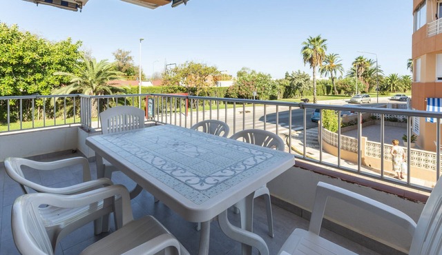COTTON - Apartment with terrace in Playa de Oliva.