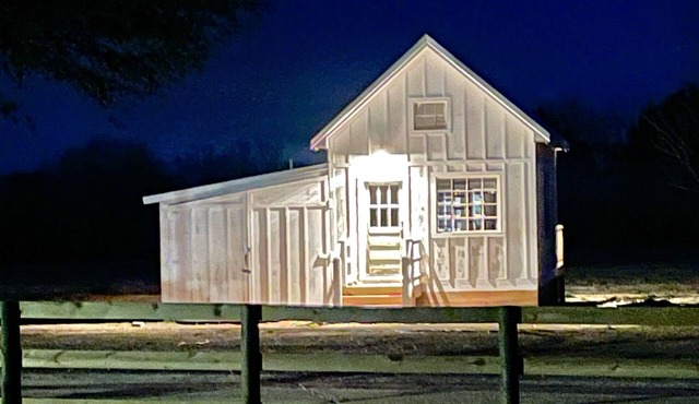 COTTON HOUSE COTTAGE Super charming 100 Ac Historic Farm - 19 minutes to Aiken.