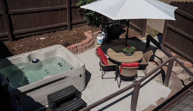 Cottonwood Cabin *HOT TUB*River Access*RMNP