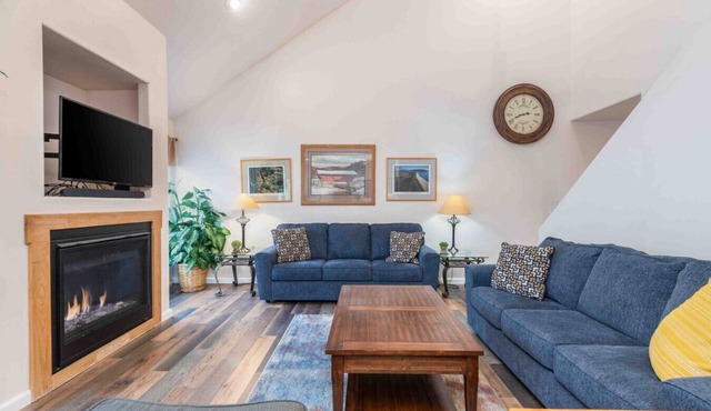 Cottonwood Retreat Near Resorts - 25% Off Ski Rntl