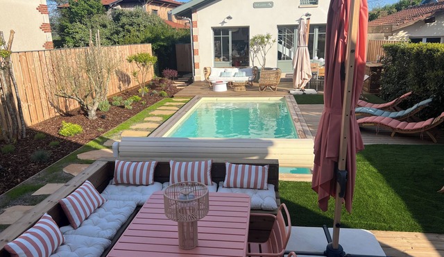 Couleurs Bassin" villas 50 m from the beach. 6 bedrooms - 11 beds - 6 bathrooms.