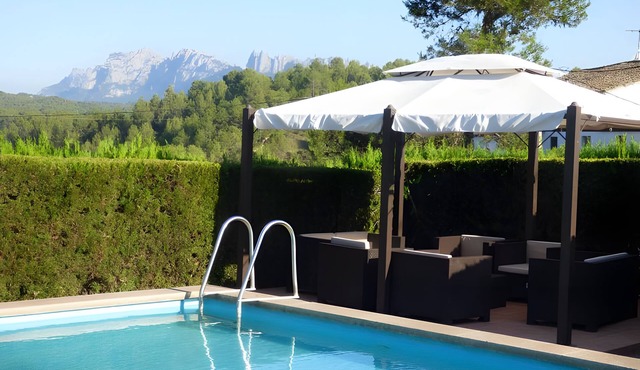 Country House 'Set Rengs 1' with Mountain View, Shared Pool and Wi-Fi