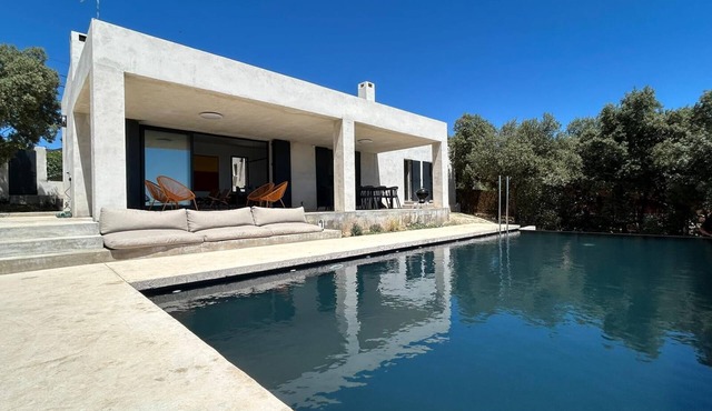 COUNTRY HOUSE NEAR MADRID