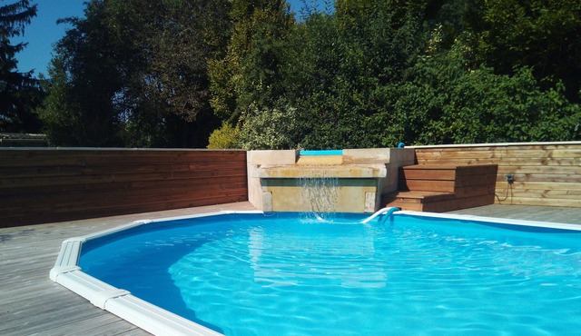 Country house for 12 with pool and spa