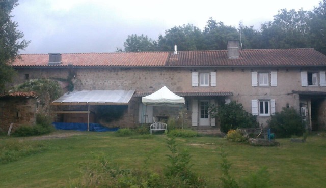 Country house (jacuzzi/terrace/park/hiking/mushrooms)