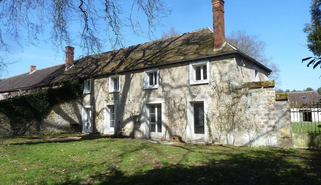 Country house, 7 people, swimming pool, organic farm, park.