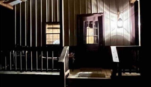 Country and lovin’ it @ Robin’s Nest Cabin @ Current River/Jacks Fork River