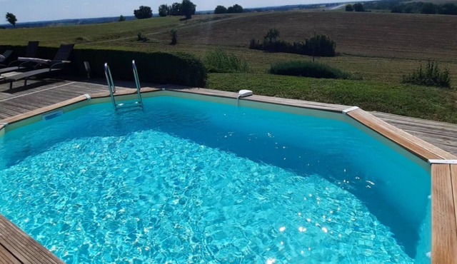 Country cottage with pool and spa just for you.