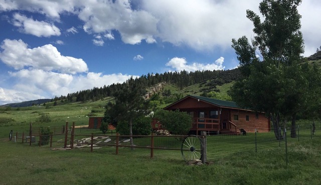 COUNTRY CABIN- Bighorn Canyon National Recreation Area