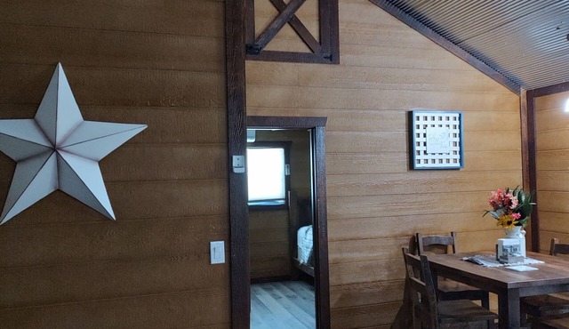 Country Cabin in Amish Country
