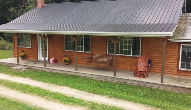 Country Cabin In The Heart Of Amish Country In Scenic Valley Near Canton, MN
