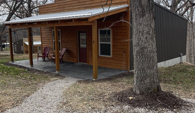 Country Cabin with Jacuzzi Tub Near Blue Springs Ranch